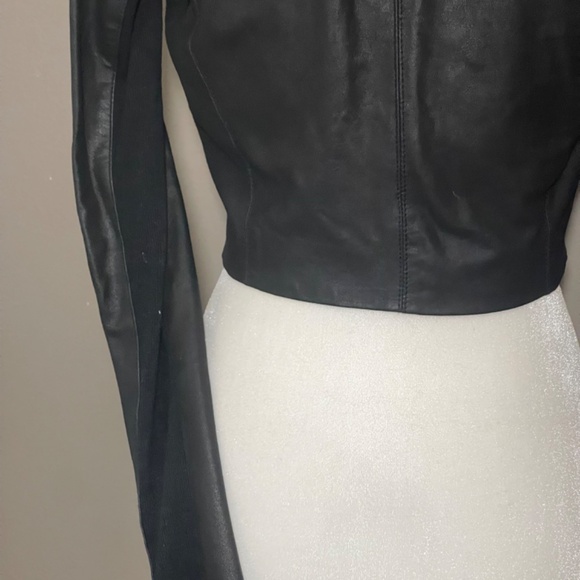 Crop Bolero Leather Jacket w/ Knit - Picture 3 of 8